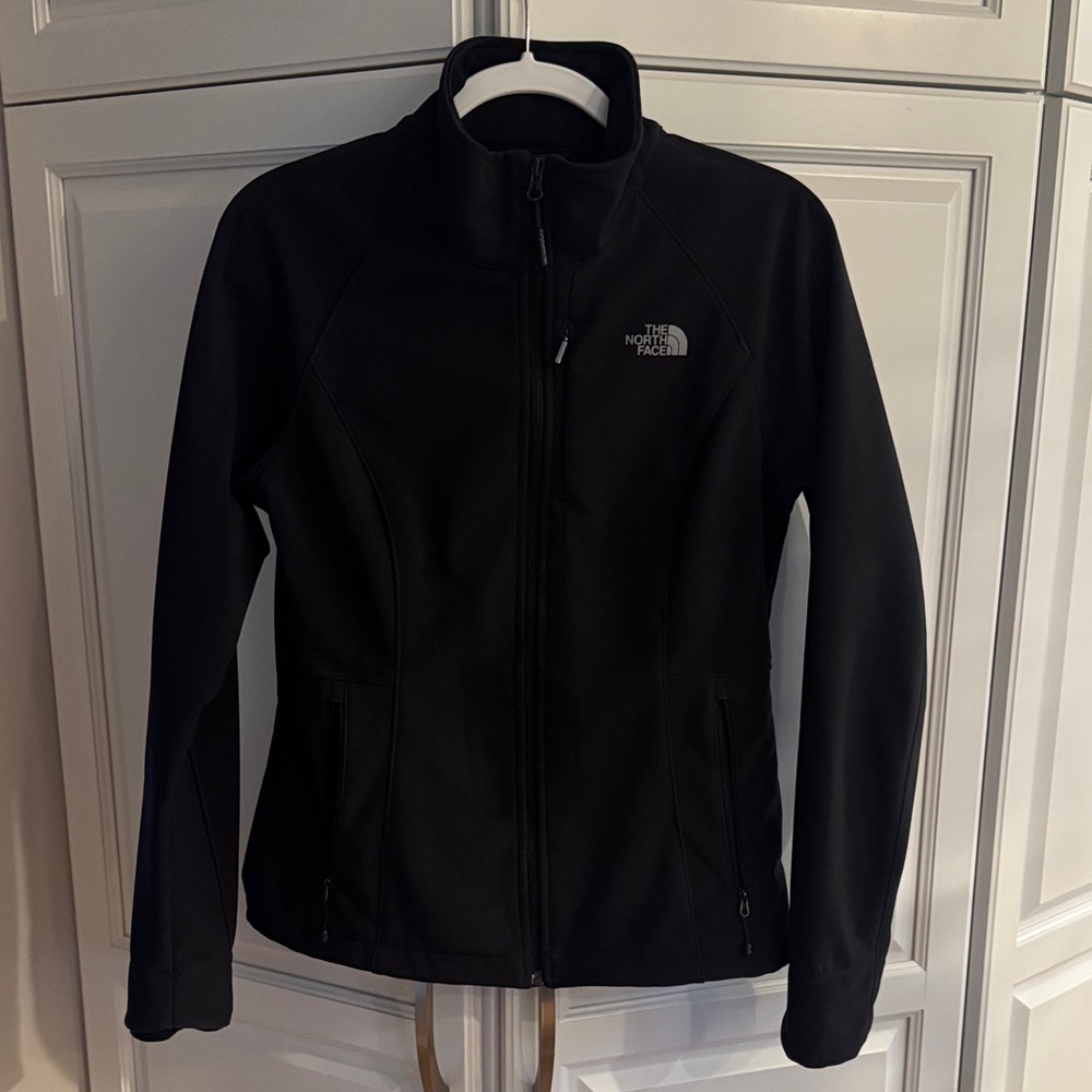 The North Face Women's Windwall Jacket